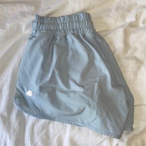 Lululemon Hotty Hot Short 2.5